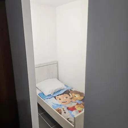 Appartement De Charme Avec Jardin *